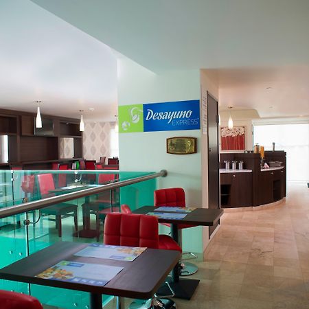 Holiday Inn Express & Suites Queretaro By Ihg Εξωτερικό φωτογραφία