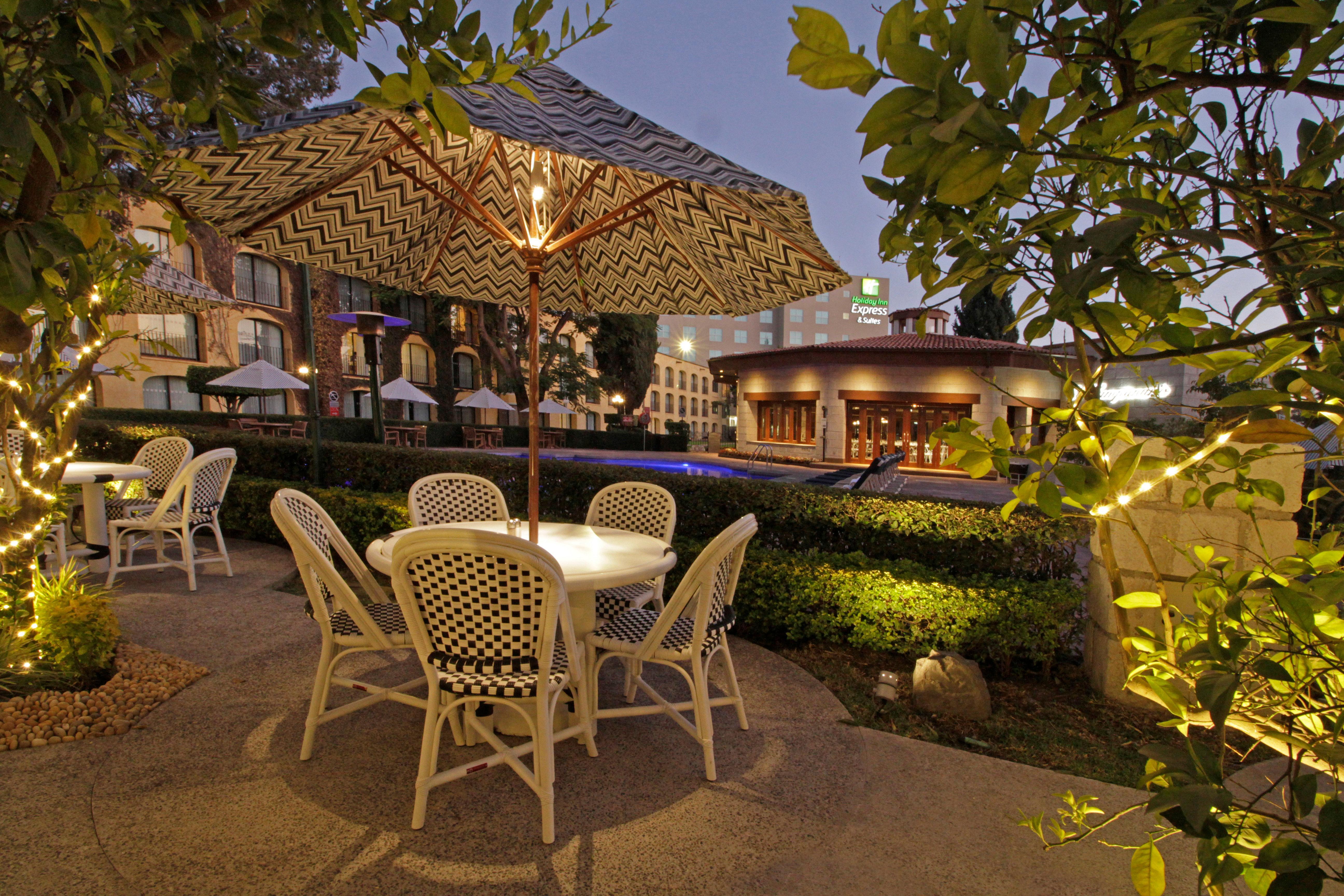 Holiday Inn Express & Suites Queretaro By Ihg Εξωτερικό φωτογραφία
